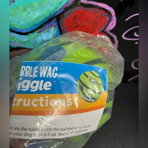 3- Wobble Wag Giggle Ball - Picture 2 of 3